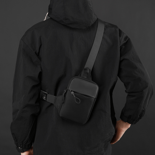 Essential Sling Bag